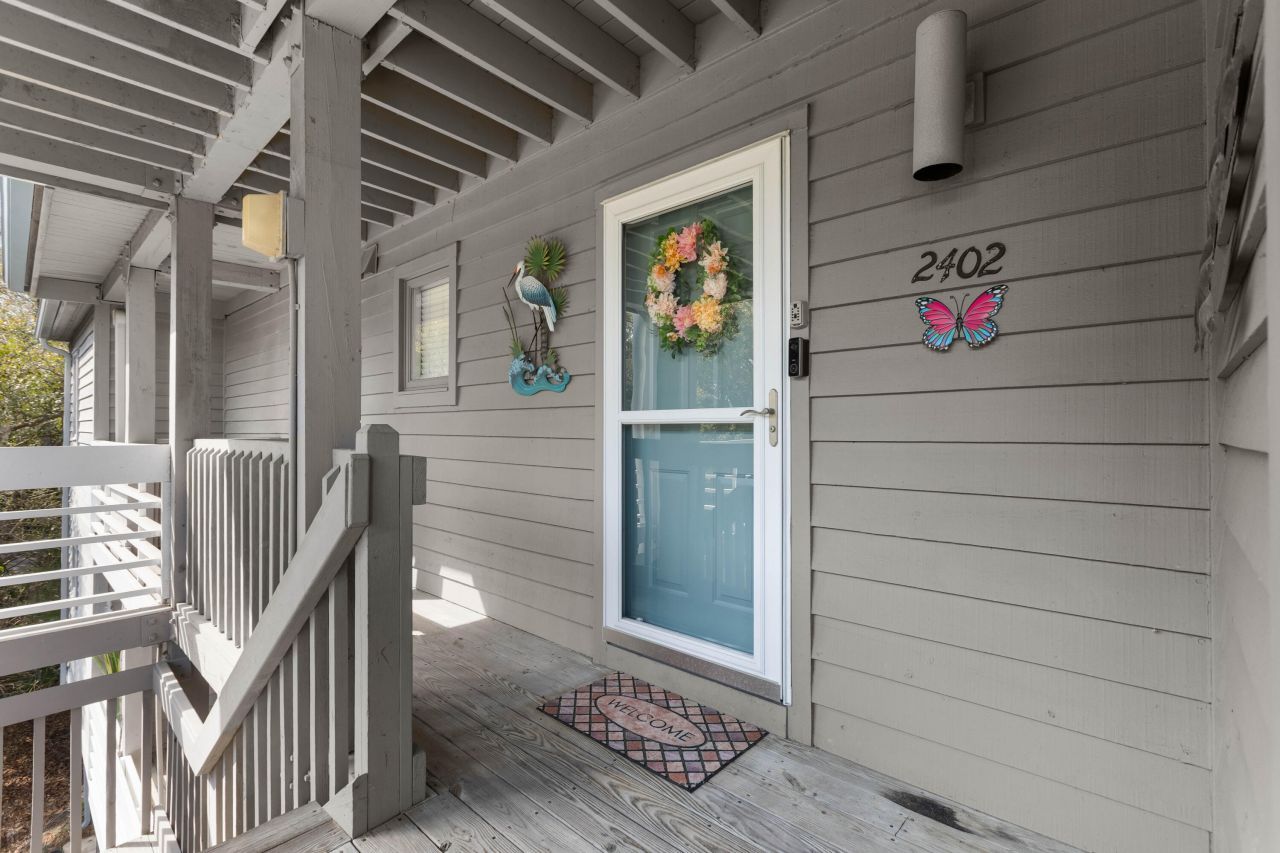2402 Racquet Club Drive Photo 6