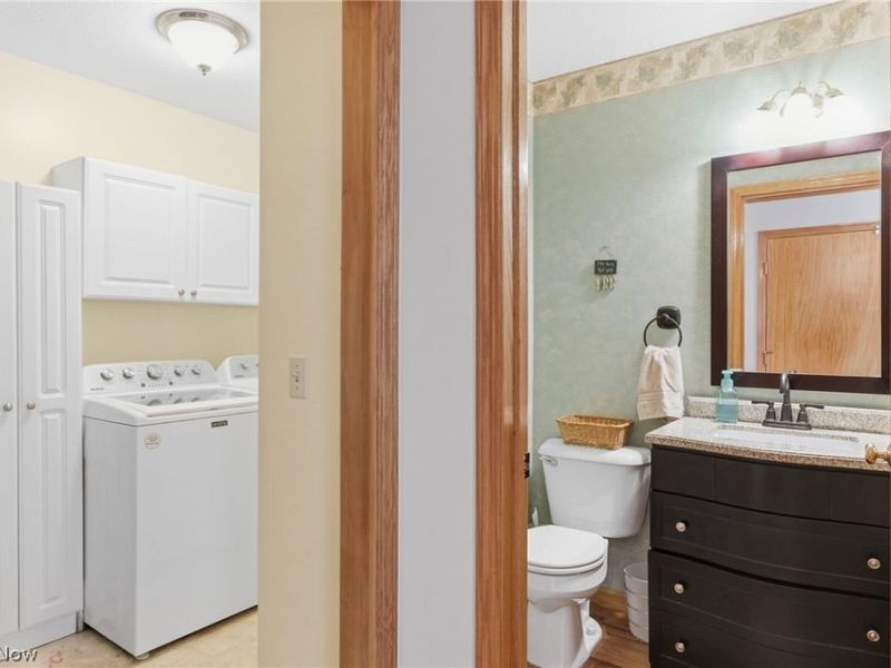 1572 Augusta Avenue , Brunswick, OH 44212 Photo 10