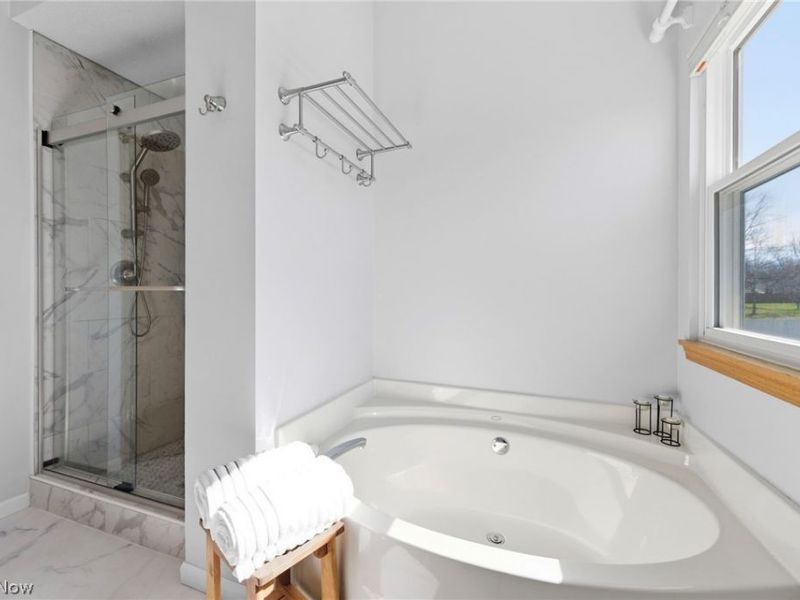 1572 Augusta Avenue , Brunswick, OH 44212 Photo 18