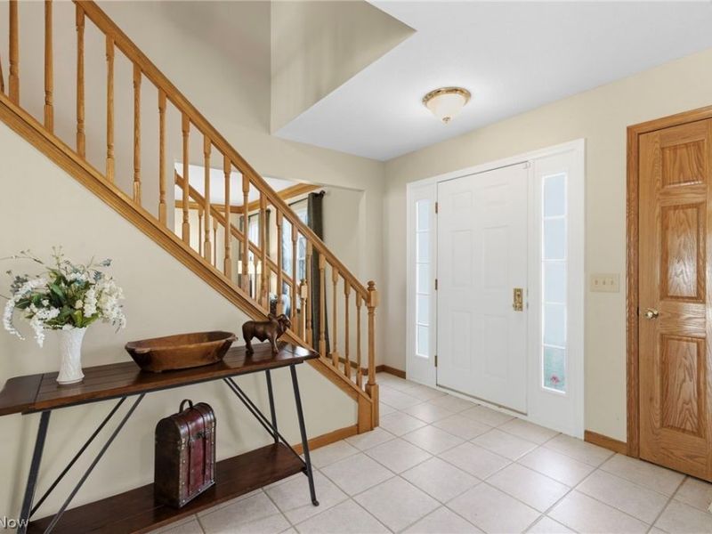 1572 Augusta Avenue , Brunswick, OH 44212 Photo 2