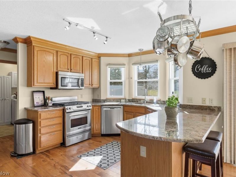 1572 Augusta Avenue , Brunswick, OH 44212 Photo 9