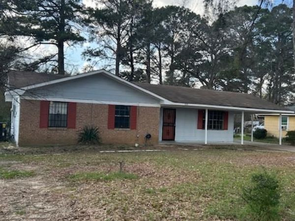 275 Myer Avenue, Jackson, MS 39209