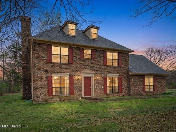 7630 Whitten Hill Drive, Olive Branch, MS 38654