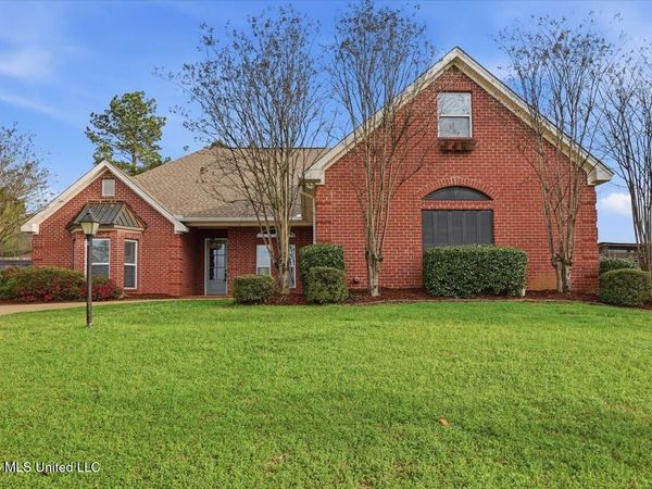 105 Oak Meadow Drive, Clinton, MS 39056