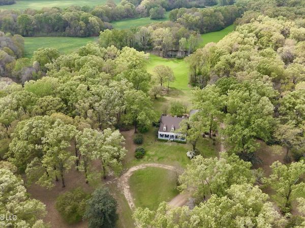 9227 River Road, Fayette, MS 39069