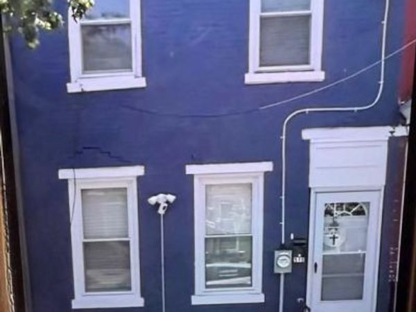 570 LINE STREET, CAMDEN, NJ 08103