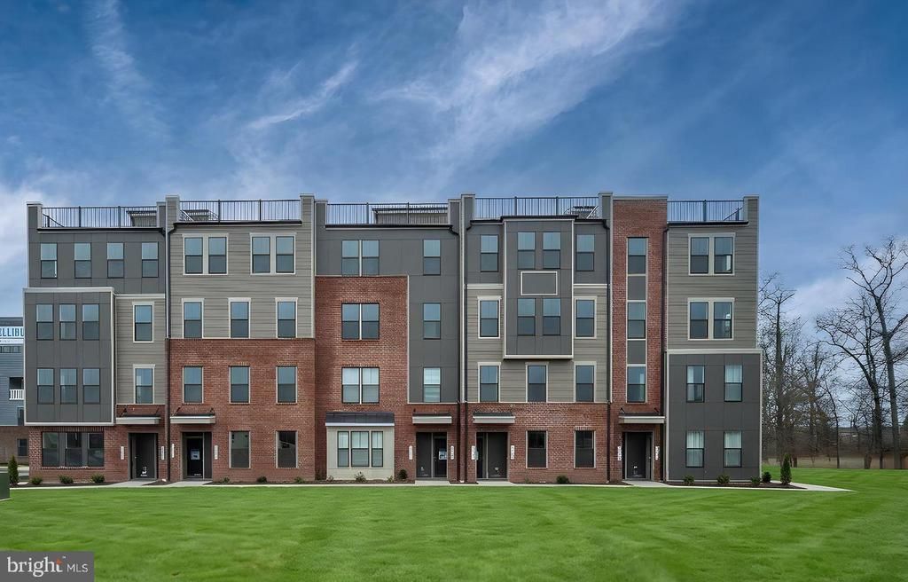 44582 Strabane Terrace, Ashburn, VA 20147 Main Photo