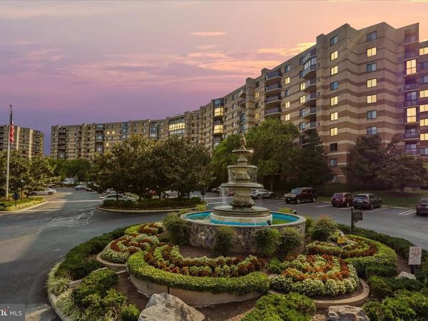 8360 GREENSBORO DRIVE, Unit 908, MCLEAN, VA 22102