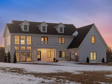 6695 Mckown Court , Independence, MN 55359