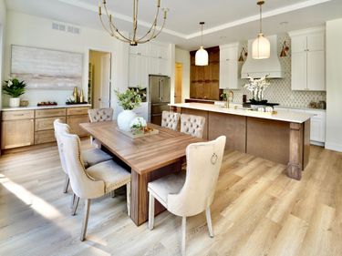 14759 Mcginty Road W, Minnetonka, MN 55391