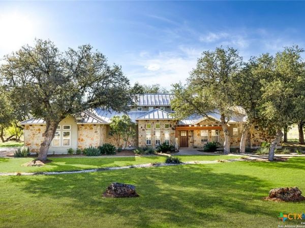 526 River Crossing Boulevard , Spring Branch, TX 78070