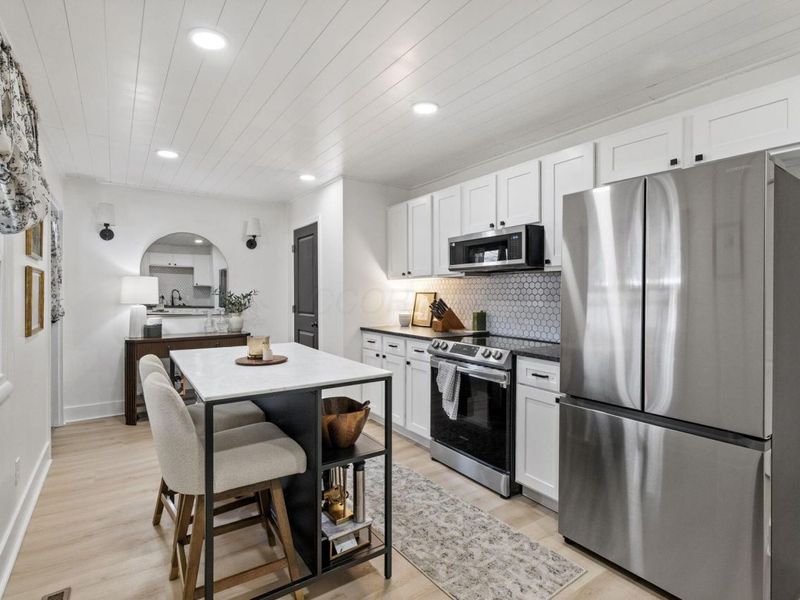 3477 Torrington Street , Hilliard, OH 43026 Photo 6