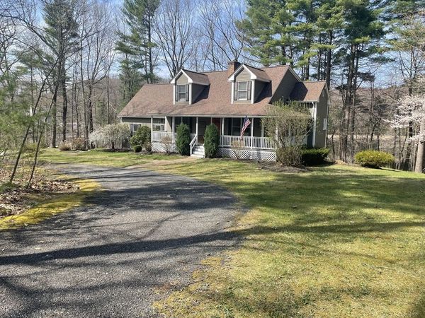 55 Northbridge Road, Mendon, MA 01756