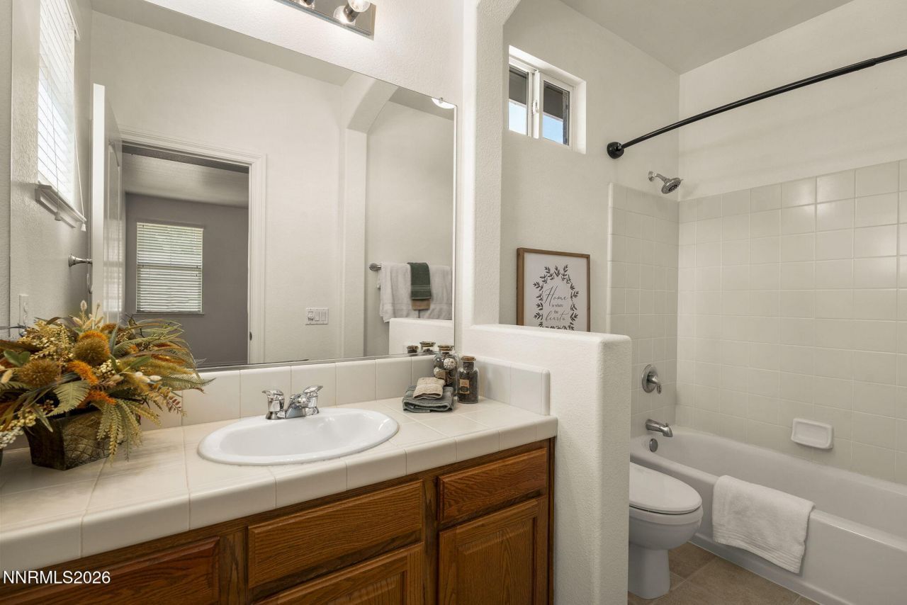 2840 Falcon Ridge Drive, Sparks, NV 89436 Photo