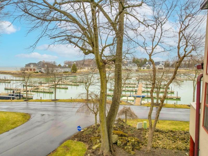 4395 Marin Woods, Unit C, Port Clinton, OH 43452 Photo 4