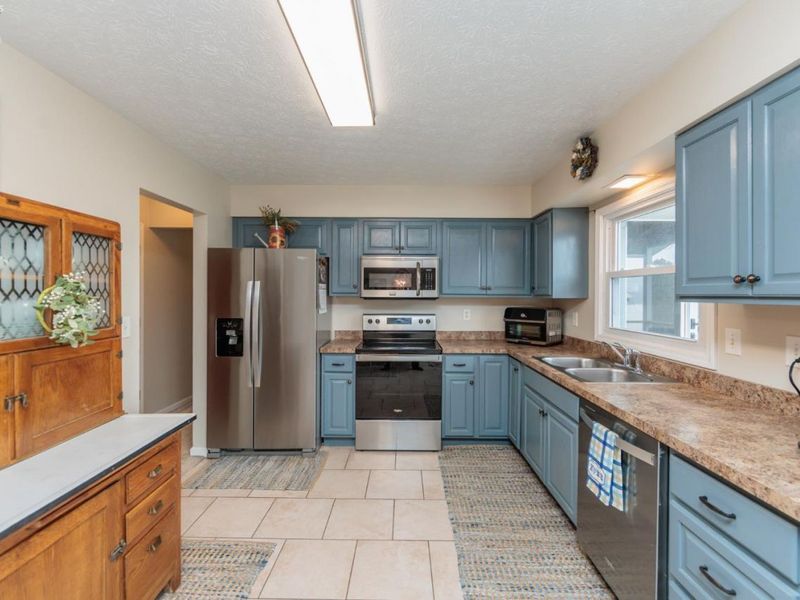 807 Cleveland Road, Huron, OH 44839 Photo 13