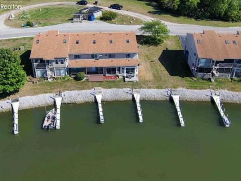 6280 N Harris Harbor Drive, Oak Harbor, OH 43449 Photo 3