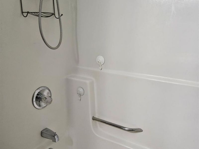 6280 N Harris Harbor Drive, Oak Harbor, OH 43449 Photo 8