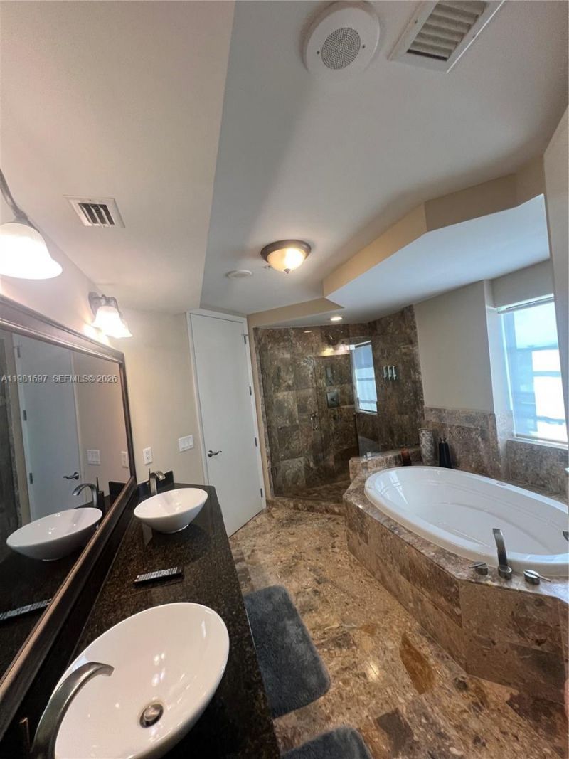 2401 N Ocean Blvd, Unit 500, Fort Lauderdale, FL 33305 Photo