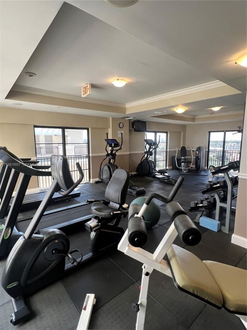 2401 N Ocean Blvd, Unit 500, Fort Lauderdale, FL 33305 Photo