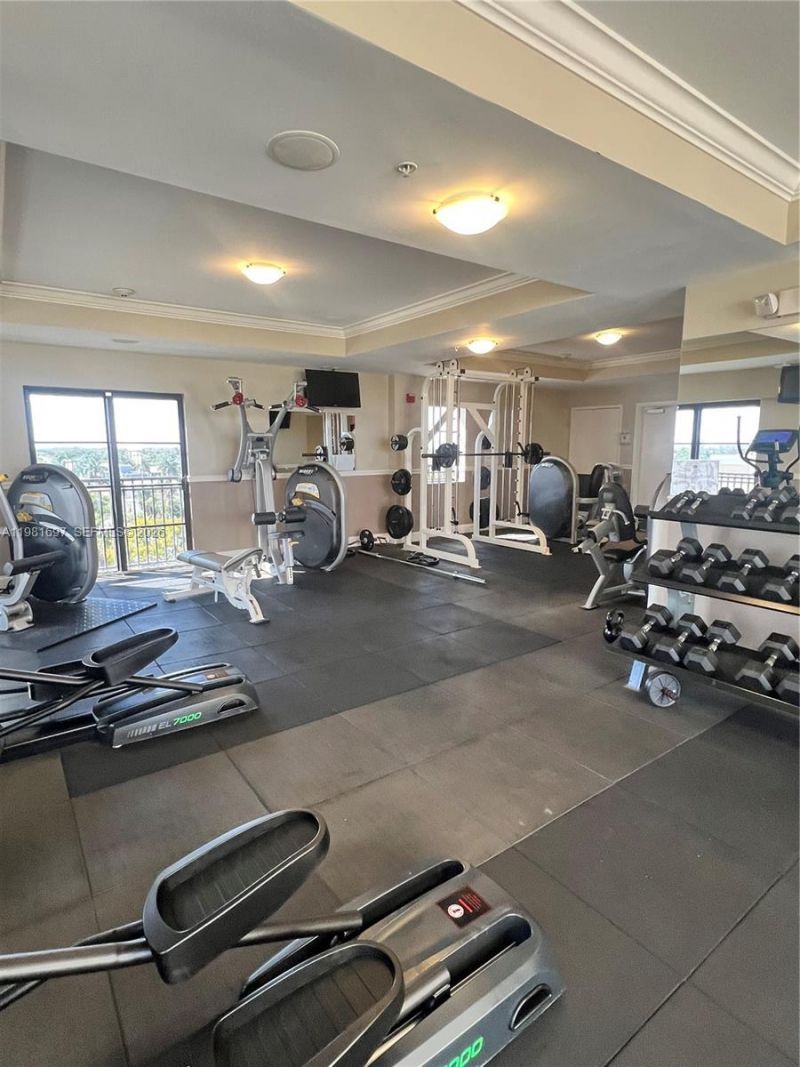 2401 N Ocean Blvd, Unit 500, Fort Lauderdale, FL 33305 Photo