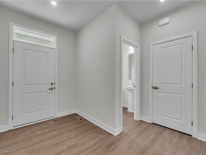 15114 Sawgrass Lane , Middlefield, OH 44062 Photo 4