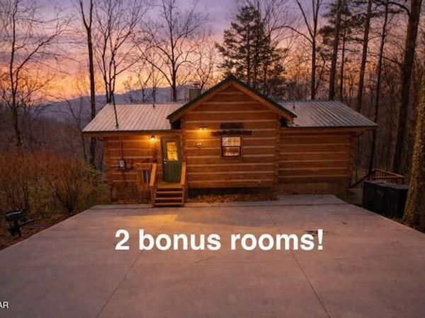 1016 Rast Court, Gatlinburg, TN 37738