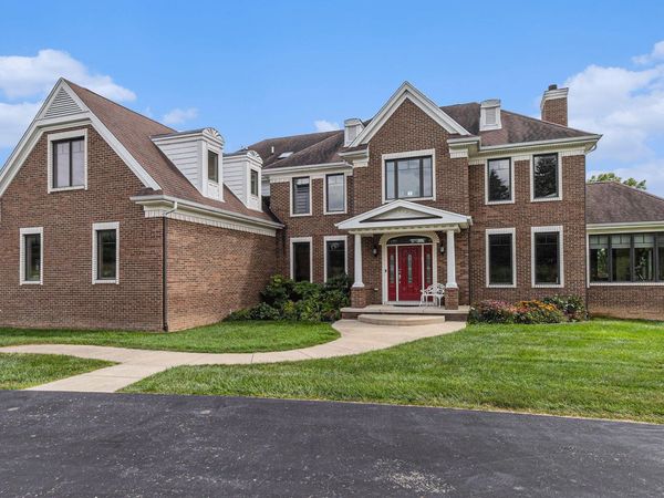 2865 Walters Way, Ann Arbor, MI 48103