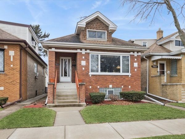 7925 W Cressett Drive , Elmwood Park, IL 60707