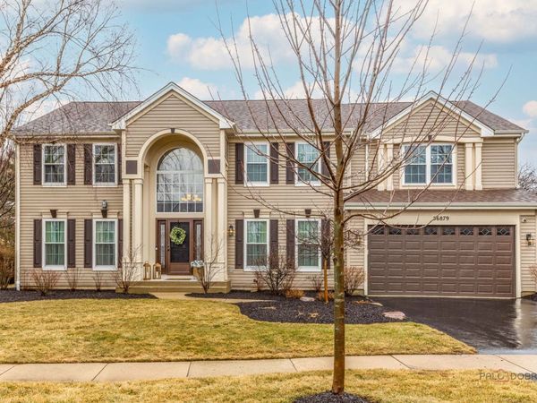 36879 N Deerview Drive, Lake Villa, IL 60046