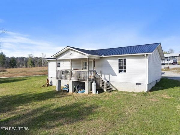 90 Illuminary Firetower Road, Spring City, TN 37381