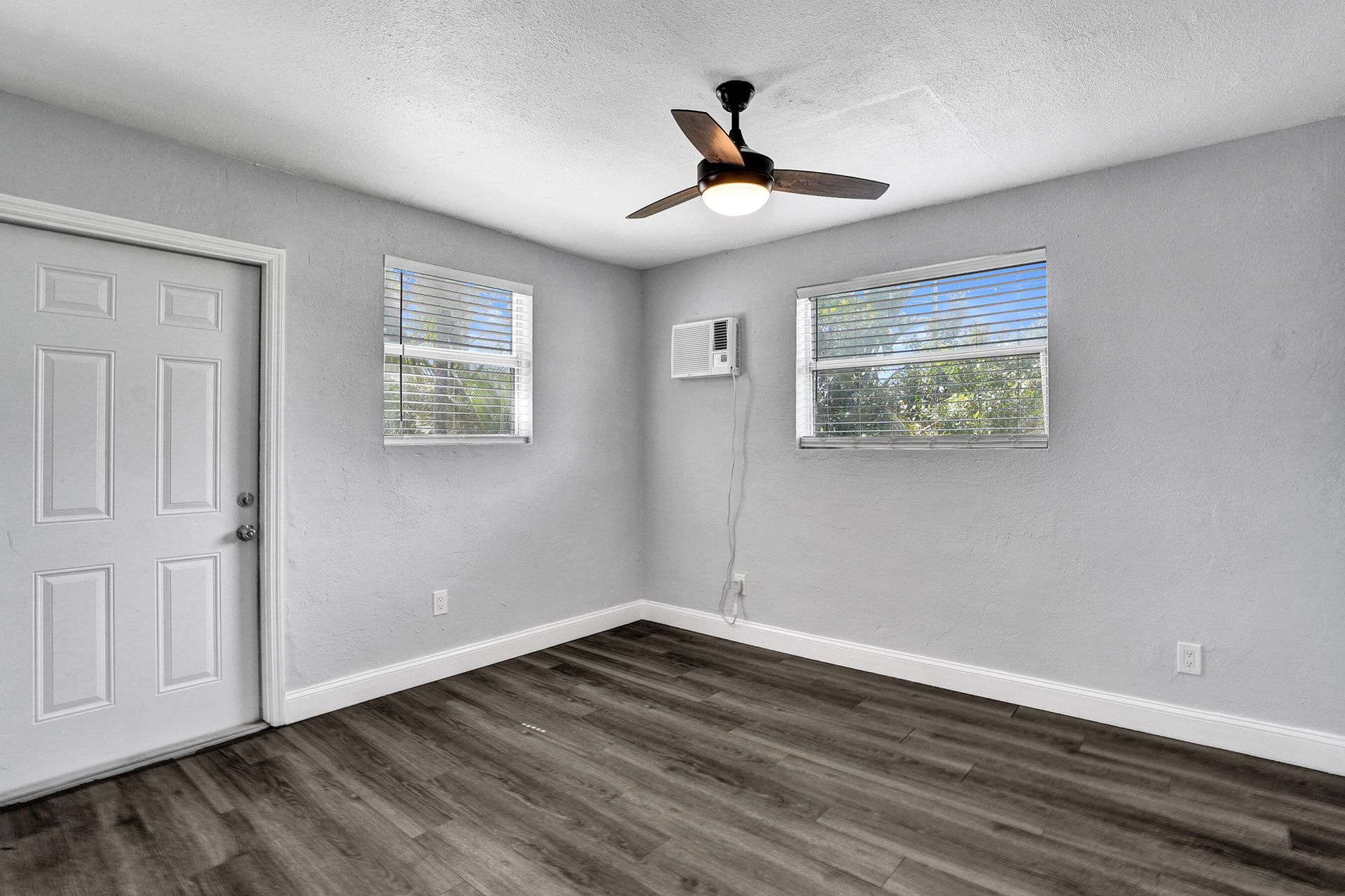 2261 NW 2nd Street, Pompano Beach, FL 33069 Photo