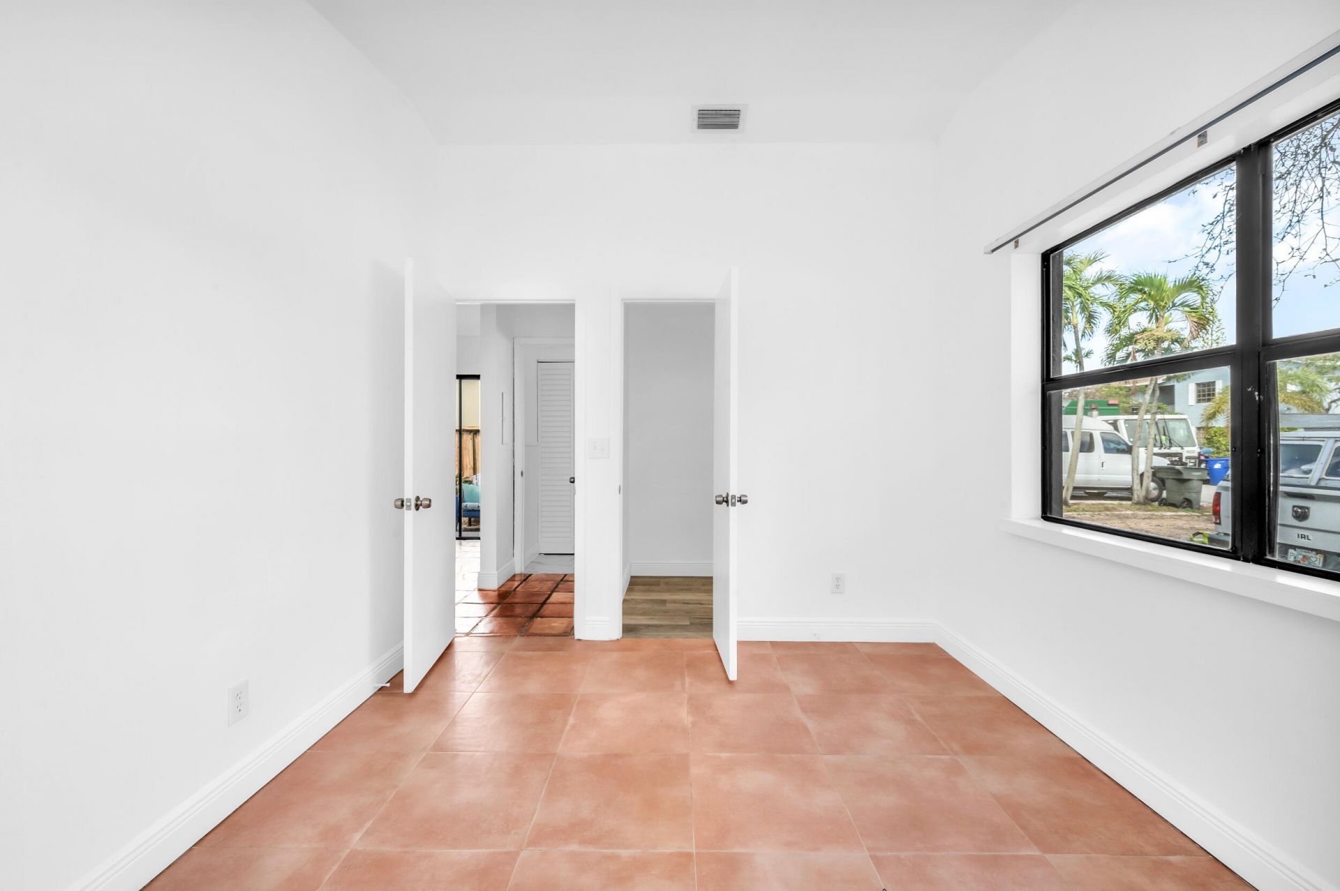 1010 NE 16th Street Ne, Fort Lauderdale, FL 33304 Photo