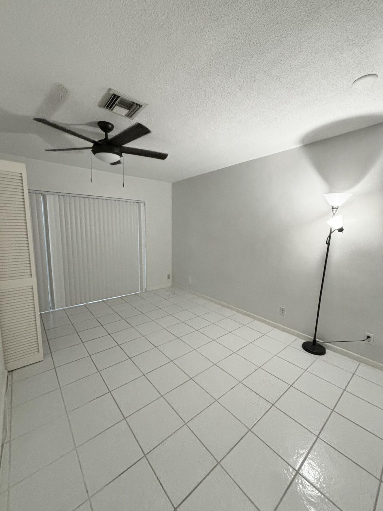 1410 NW 93rd Terrace, Coral Springs, FL 33071 Photo