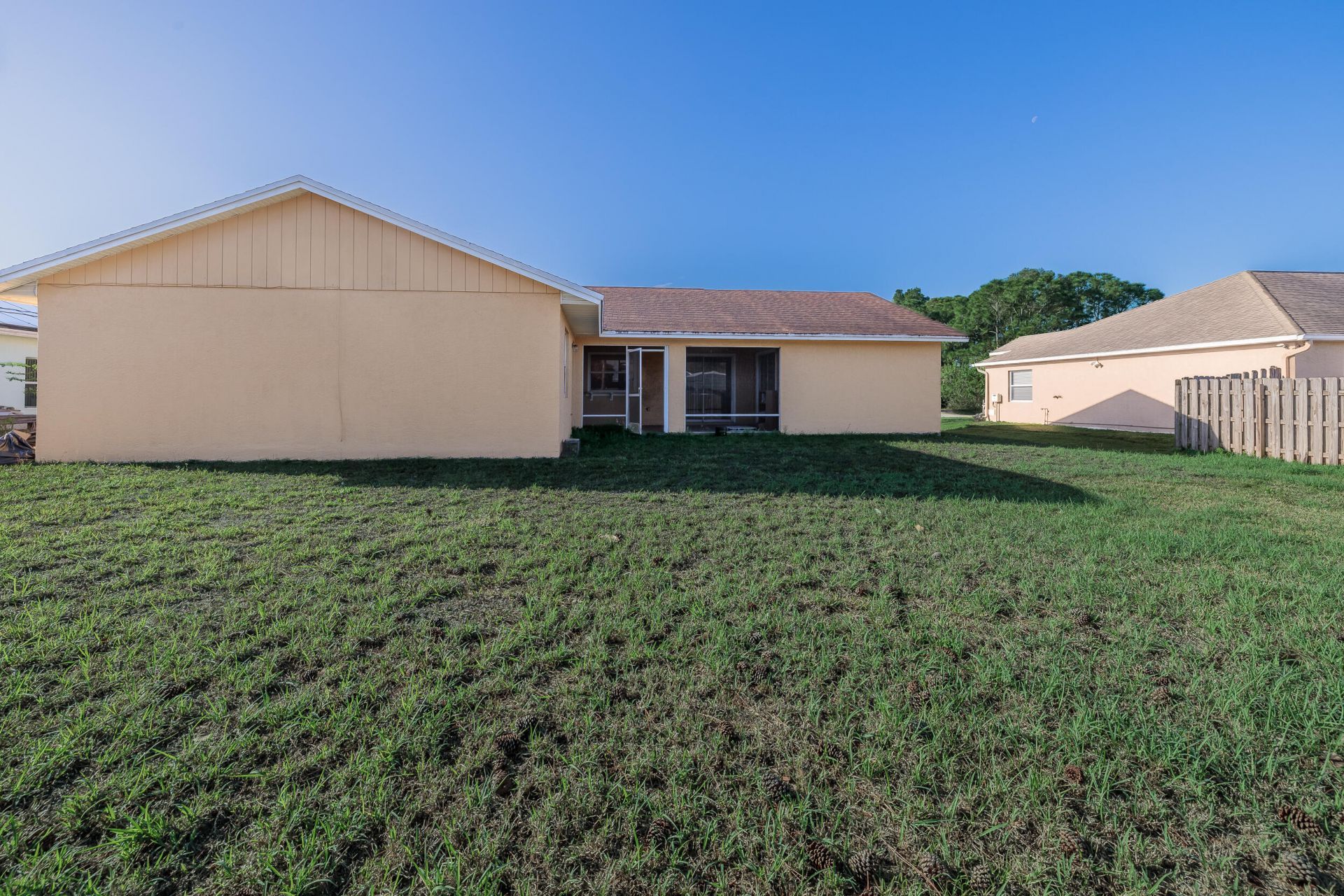 509 SW Fairview Avenue, Port Saint Lucie, FL 34983 Photo