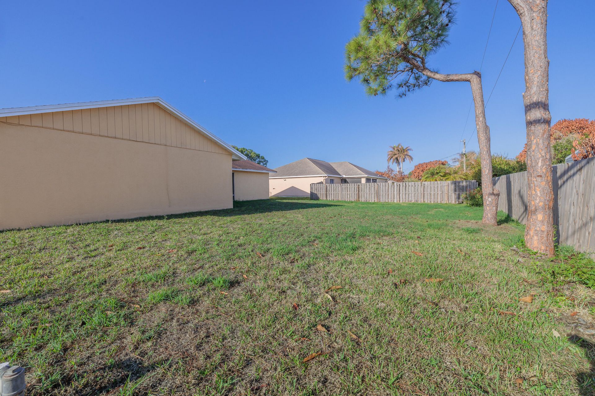 509 SW Fairview Avenue, Port Saint Lucie, FL 34983 Photo