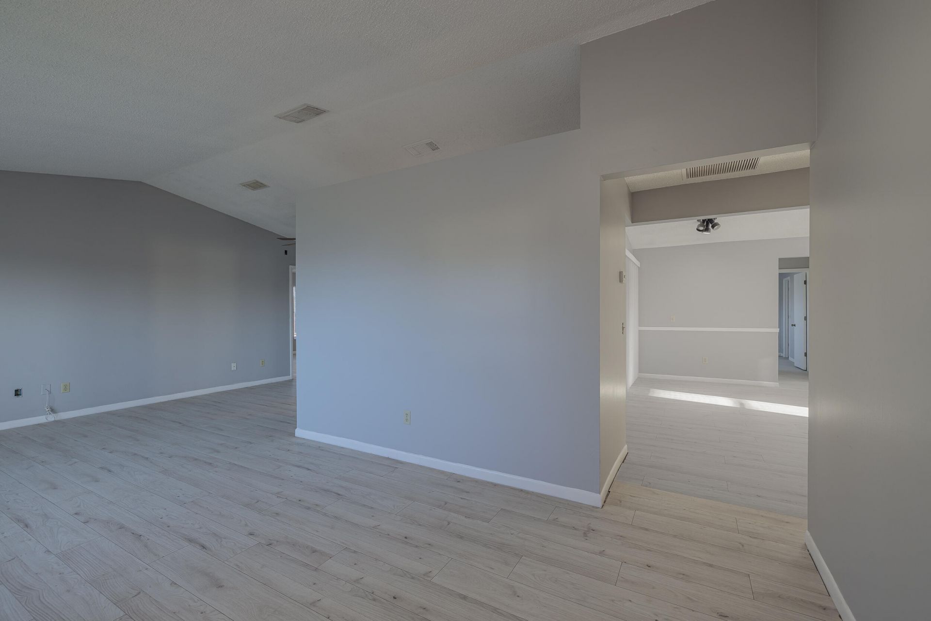 509 SW Fairview Avenue, Port Saint Lucie, FL 34983 Photo