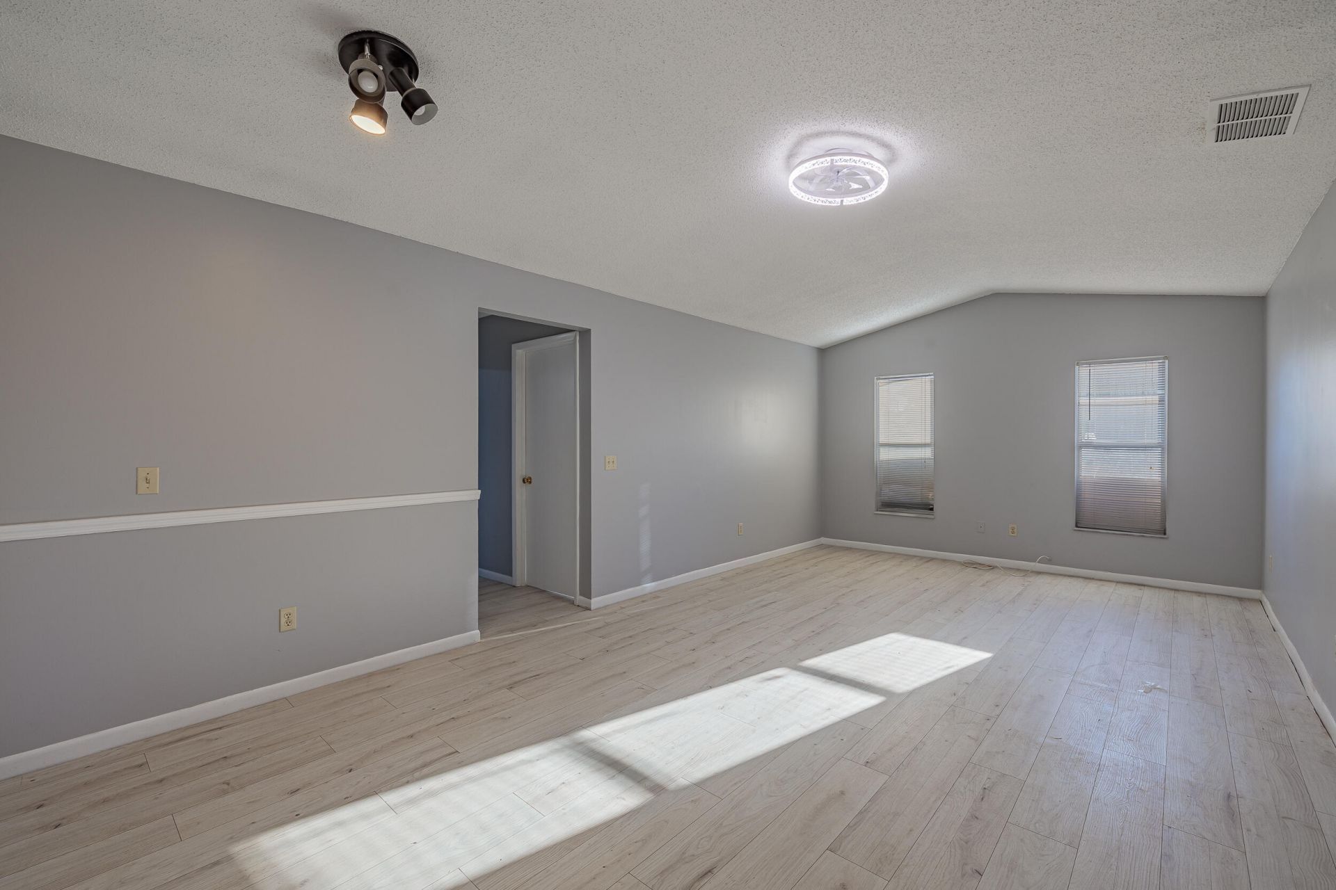 509 SW Fairview Avenue, Port Saint Lucie, FL 34983 Photo