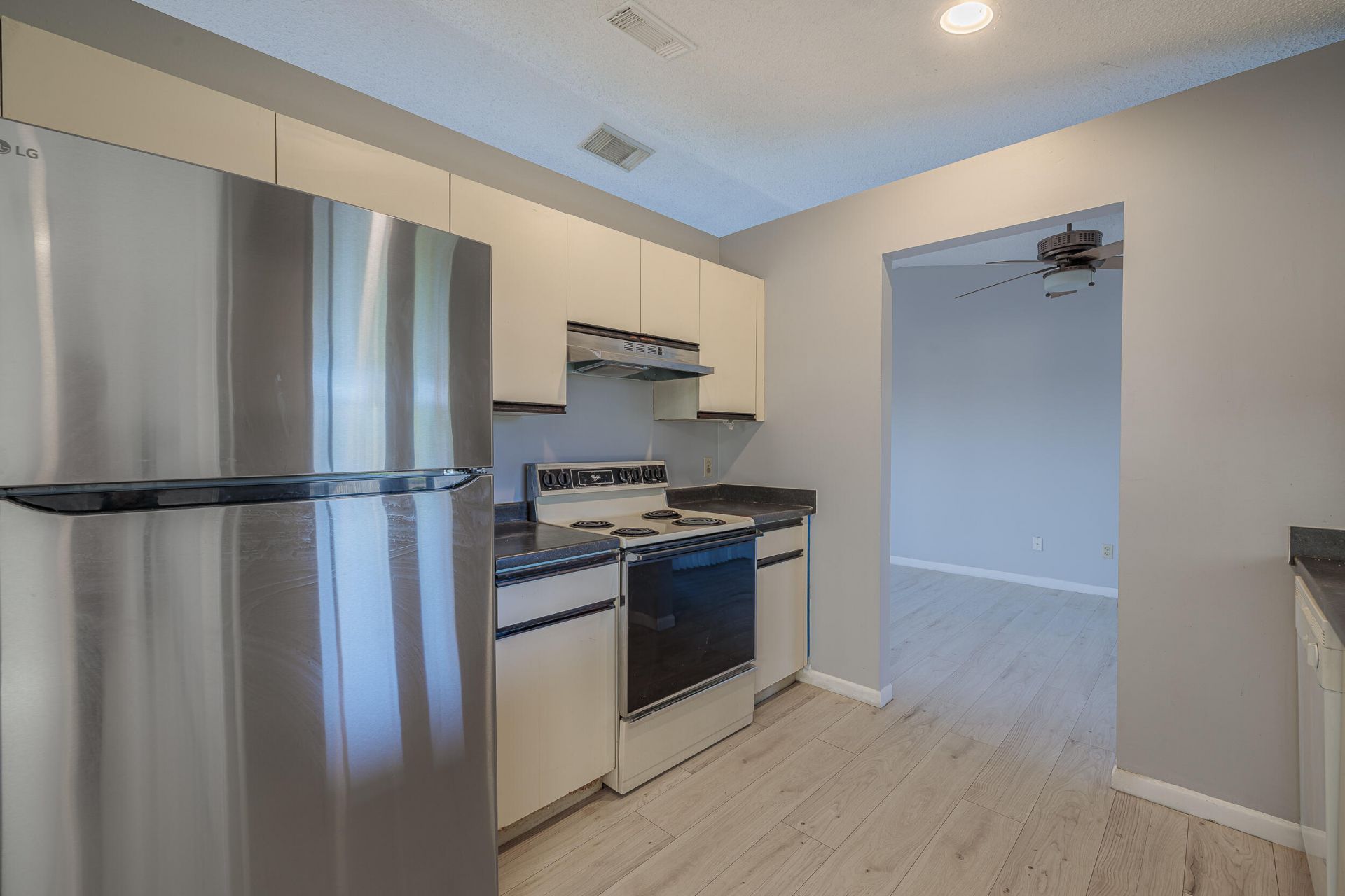 509 SW Fairview Avenue, Port Saint Lucie, FL 34983 Photo