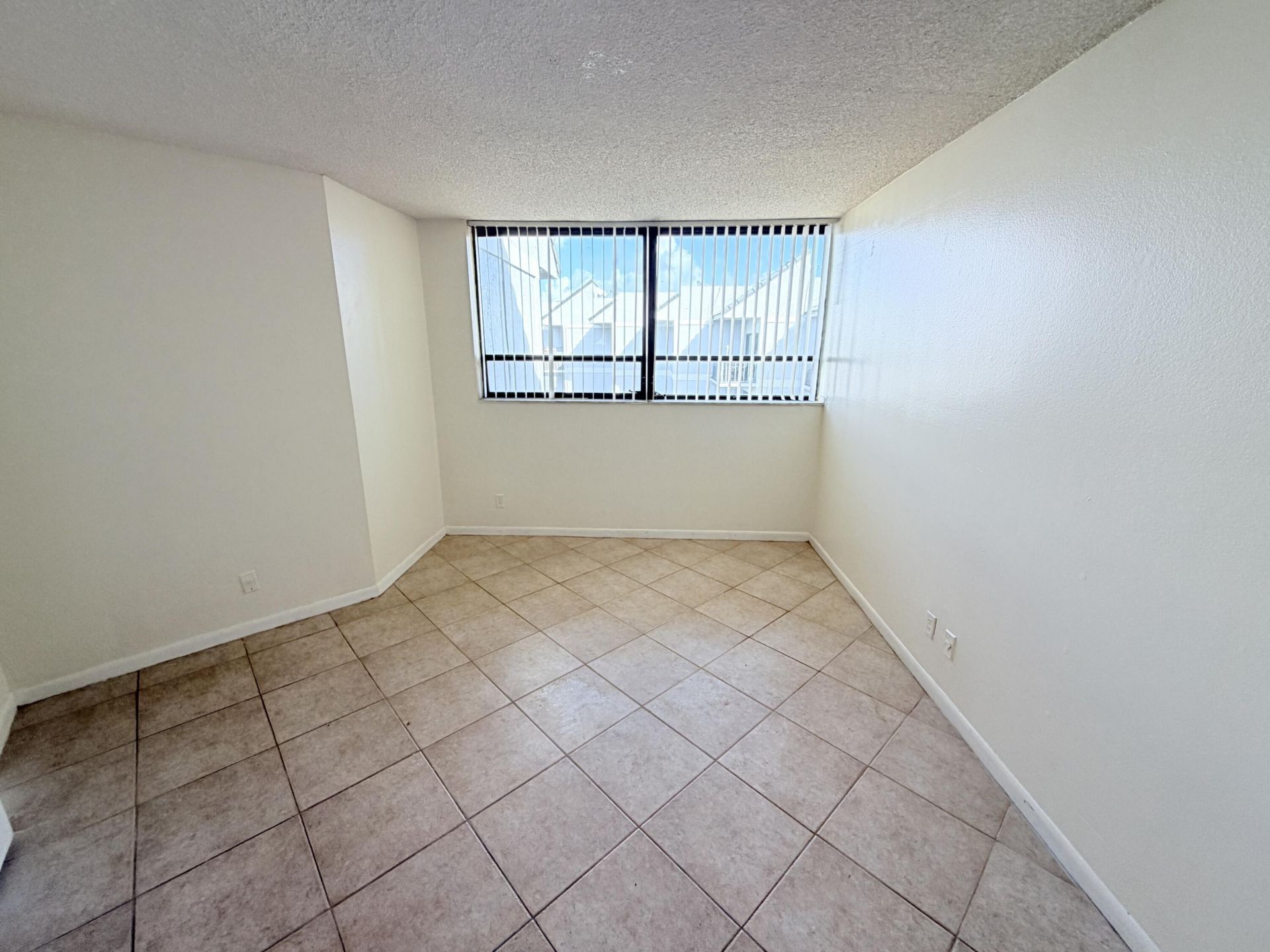 1750 N Congress Avenue, Unit 410, West Palm Beach, FL 33401 Photo
