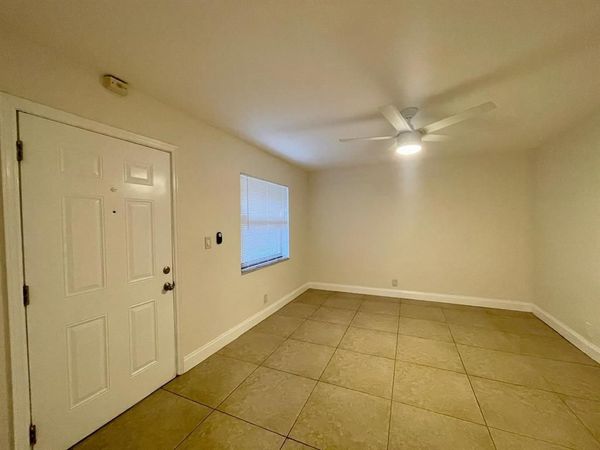 601 NE 29th Drive, Unit 7, Wilton Manors, FL 33334