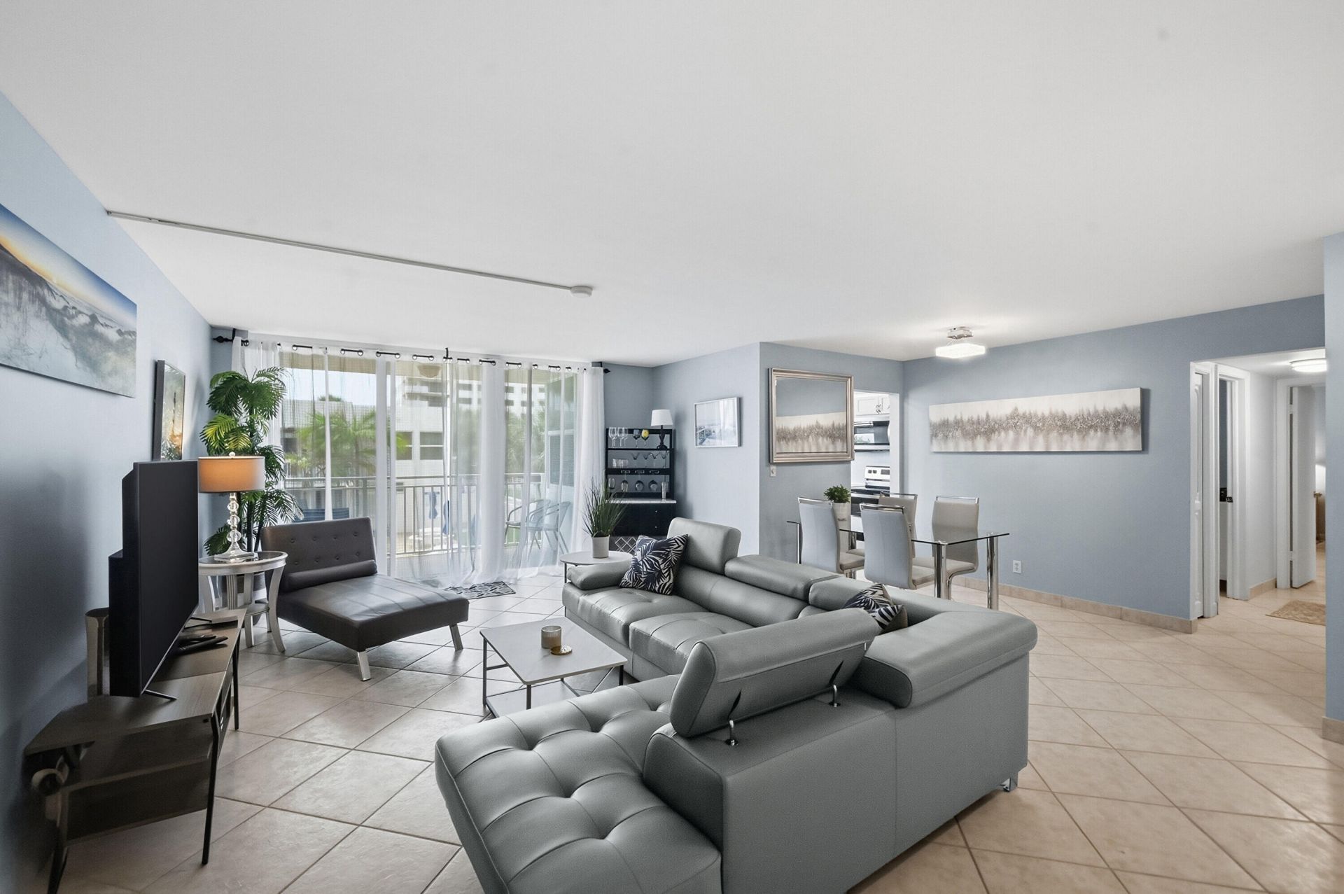 5200 N Ocean Boulevard, Unit 203b, Lauderdale by the Sea, FL 33308 Photo