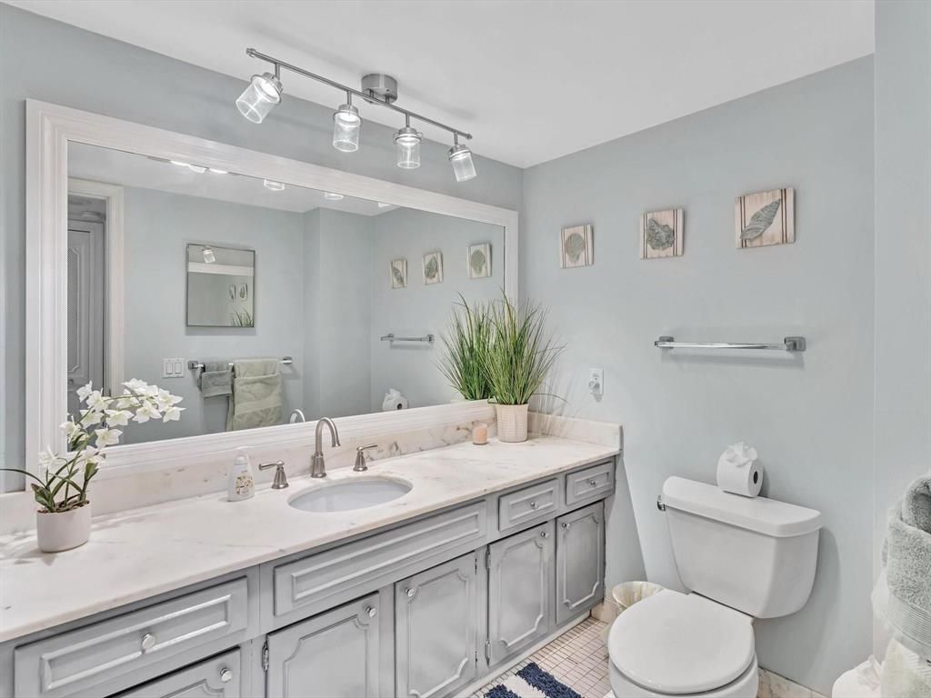 5200 N Ocean Boulevard, Unit 203b, Lauderdale by the Sea, FL 33308 Photo