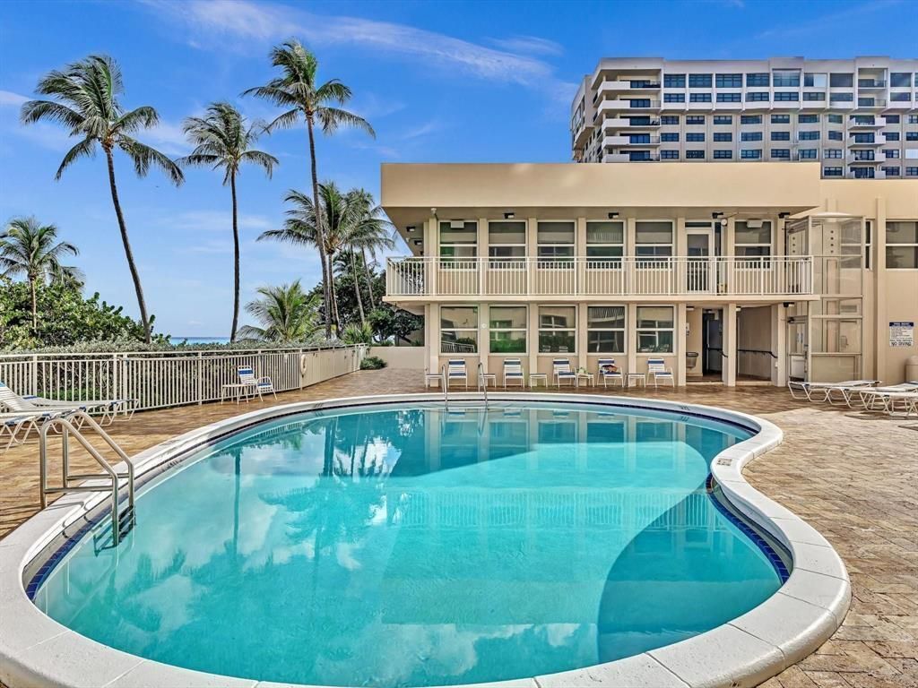 5200 N Ocean Boulevard, Unit 203b, Lauderdale by the Sea, FL 33308 Photo