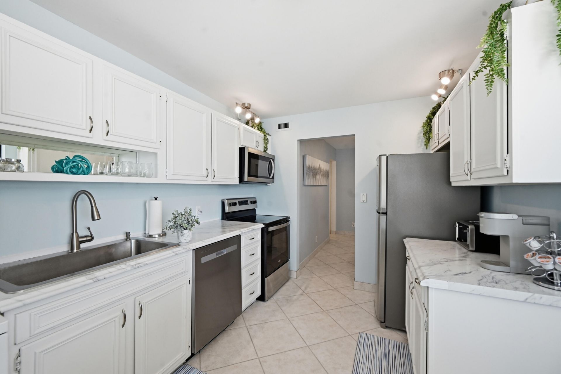 5200 N Ocean Boulevard, Unit 203b, Lauderdale by the Sea, FL 33308 Photo