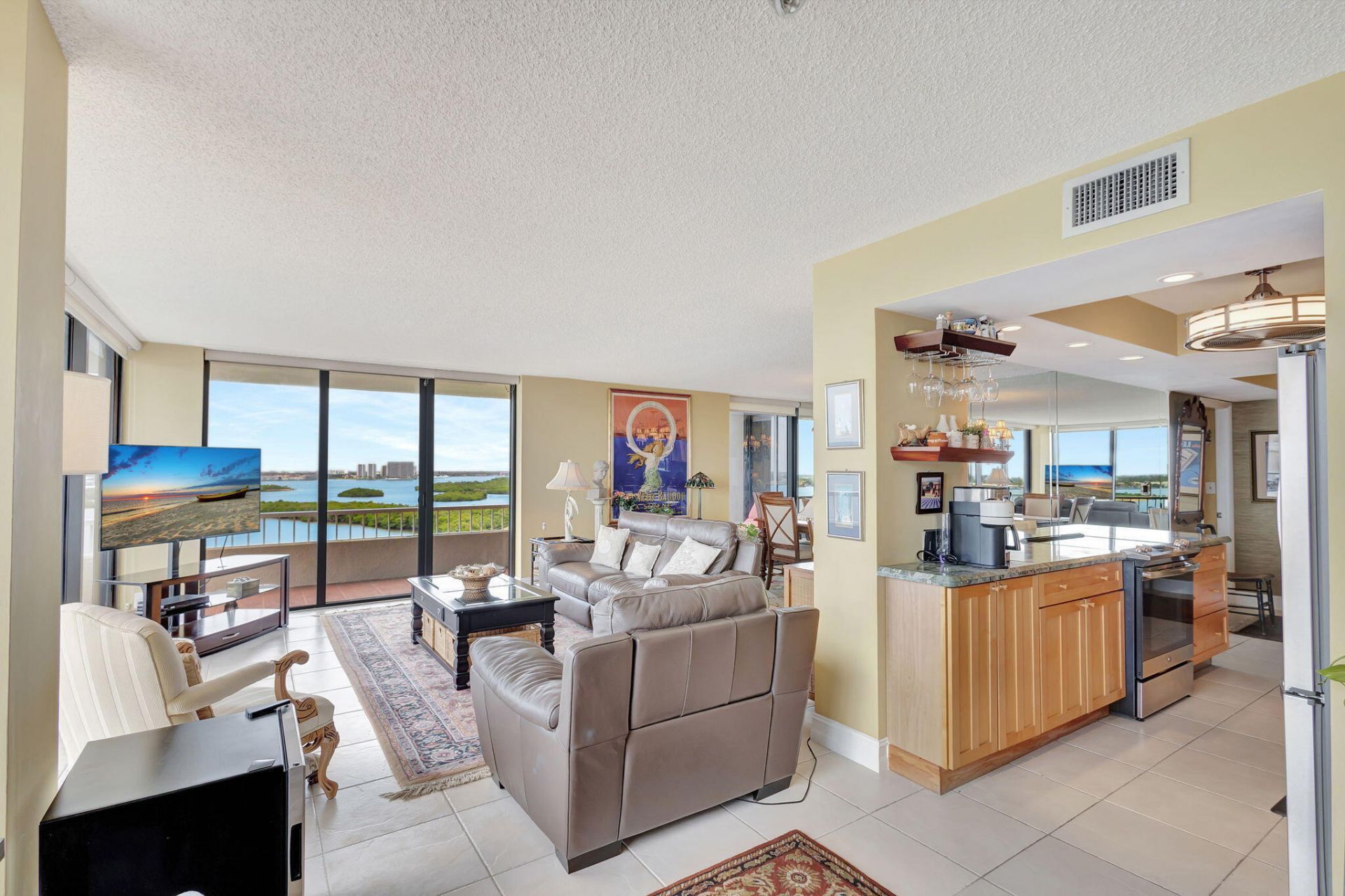 5510 N Ocean Drive, Unit 14d, Singer Island, FL 33404 Photo