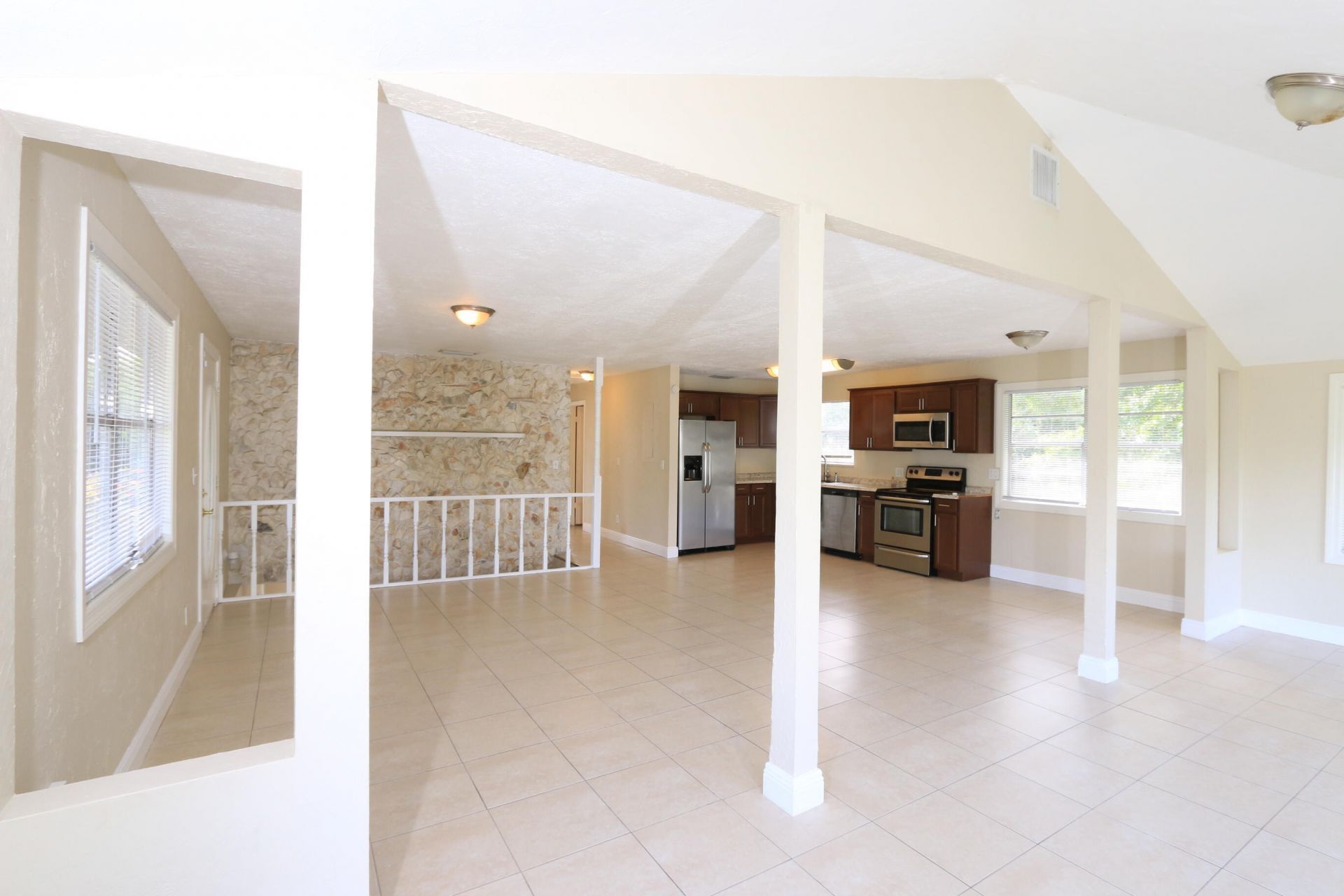 4916 Silver Oak Drive, Fort Pierce, FL 34982 Photo