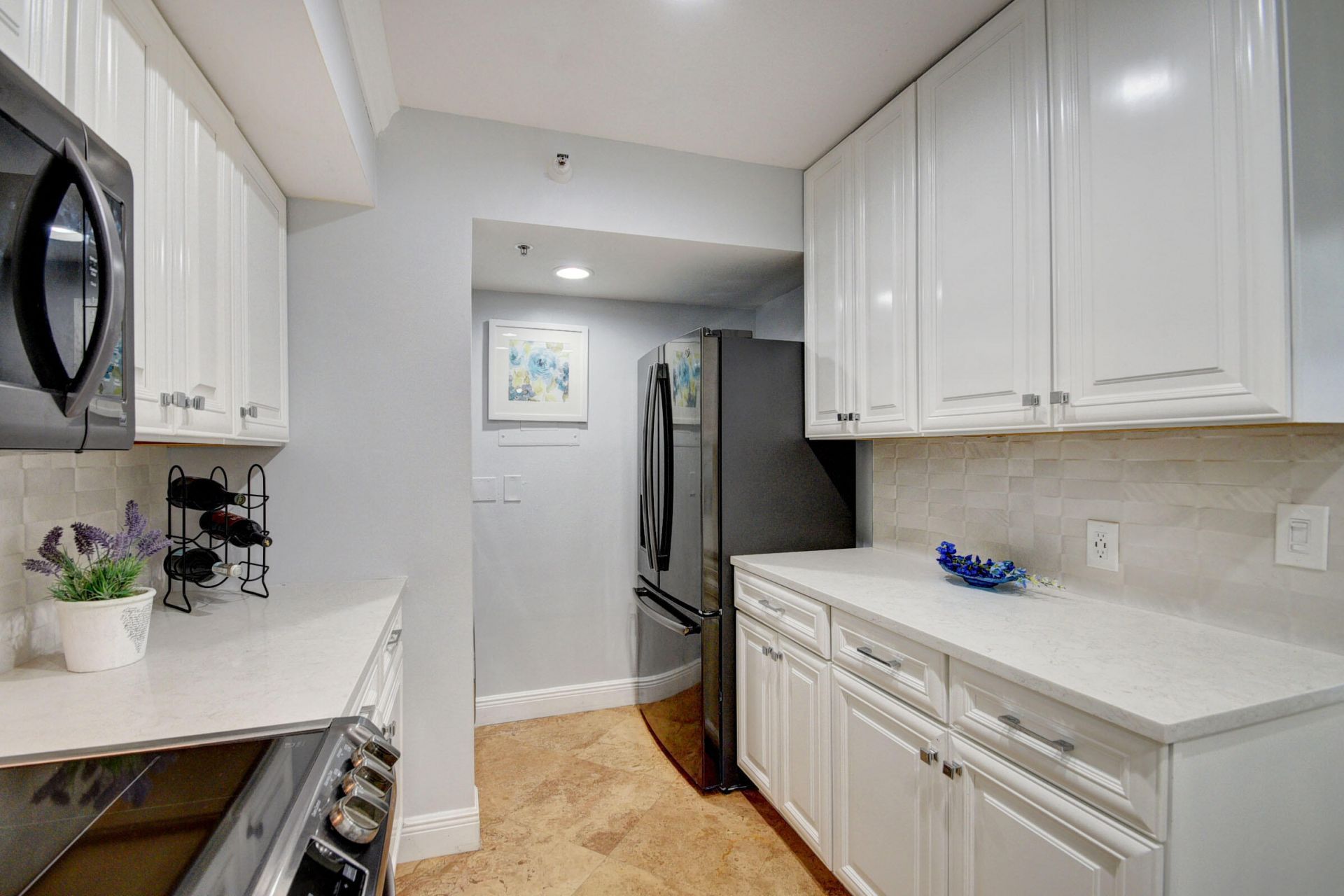 145 Yacht Club Way, Unit 304, Hypoluxo, FL 33462 Photo