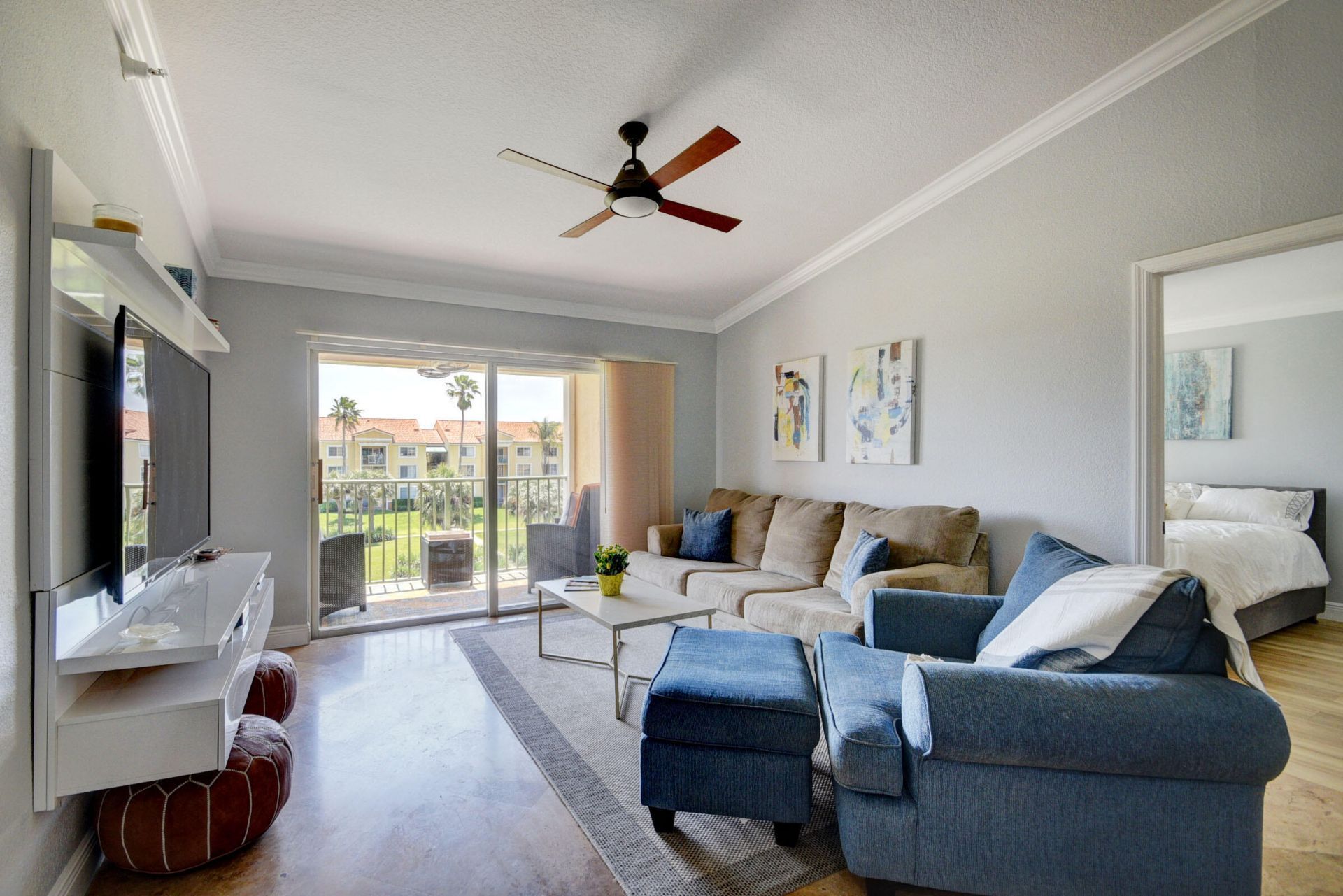 145 Yacht Club Way, Unit 304, Hypoluxo, FL 33462 Photo