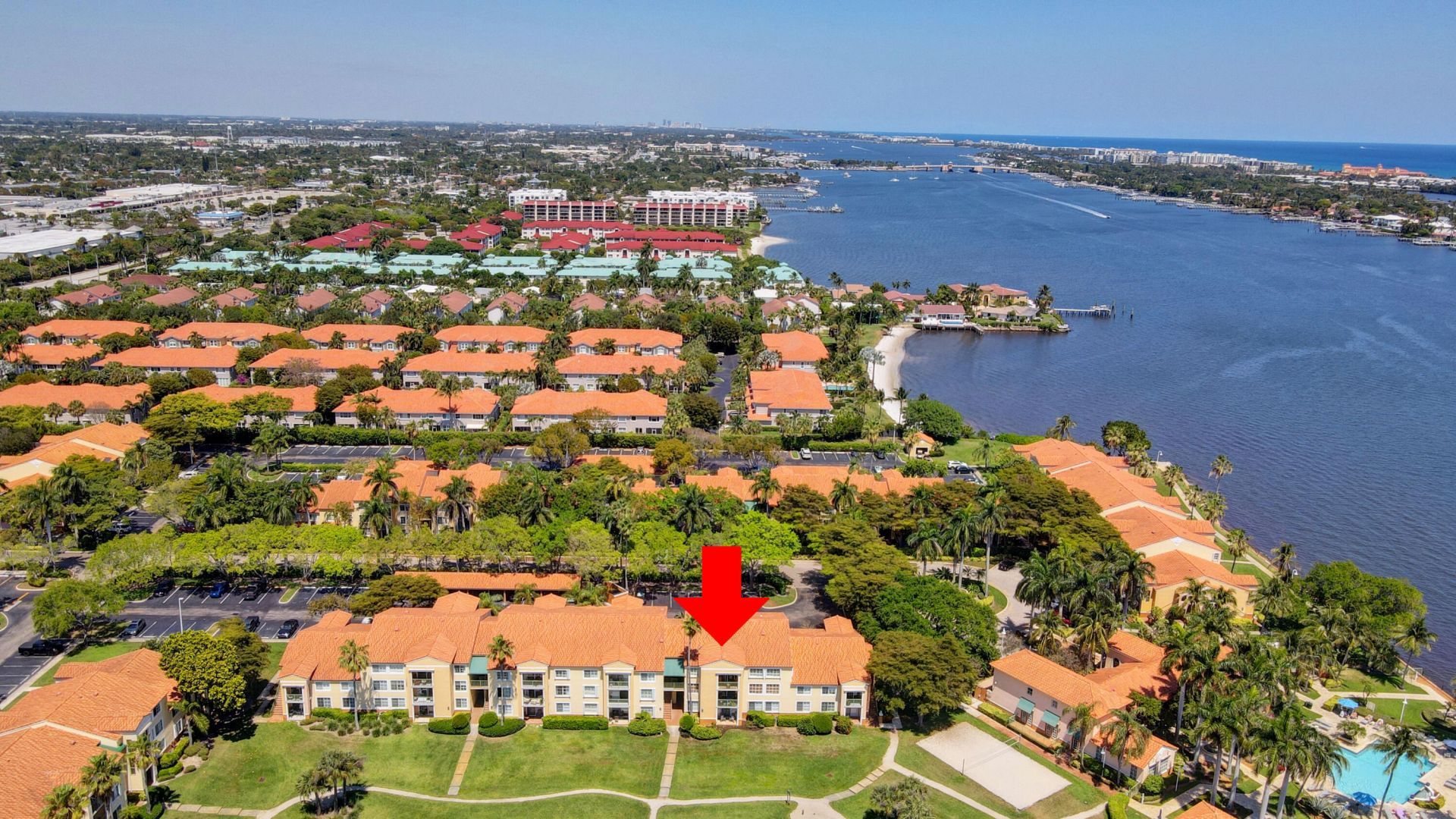 145 Yacht Club Way, Unit 304, Hypoluxo, FL 33462 Photo